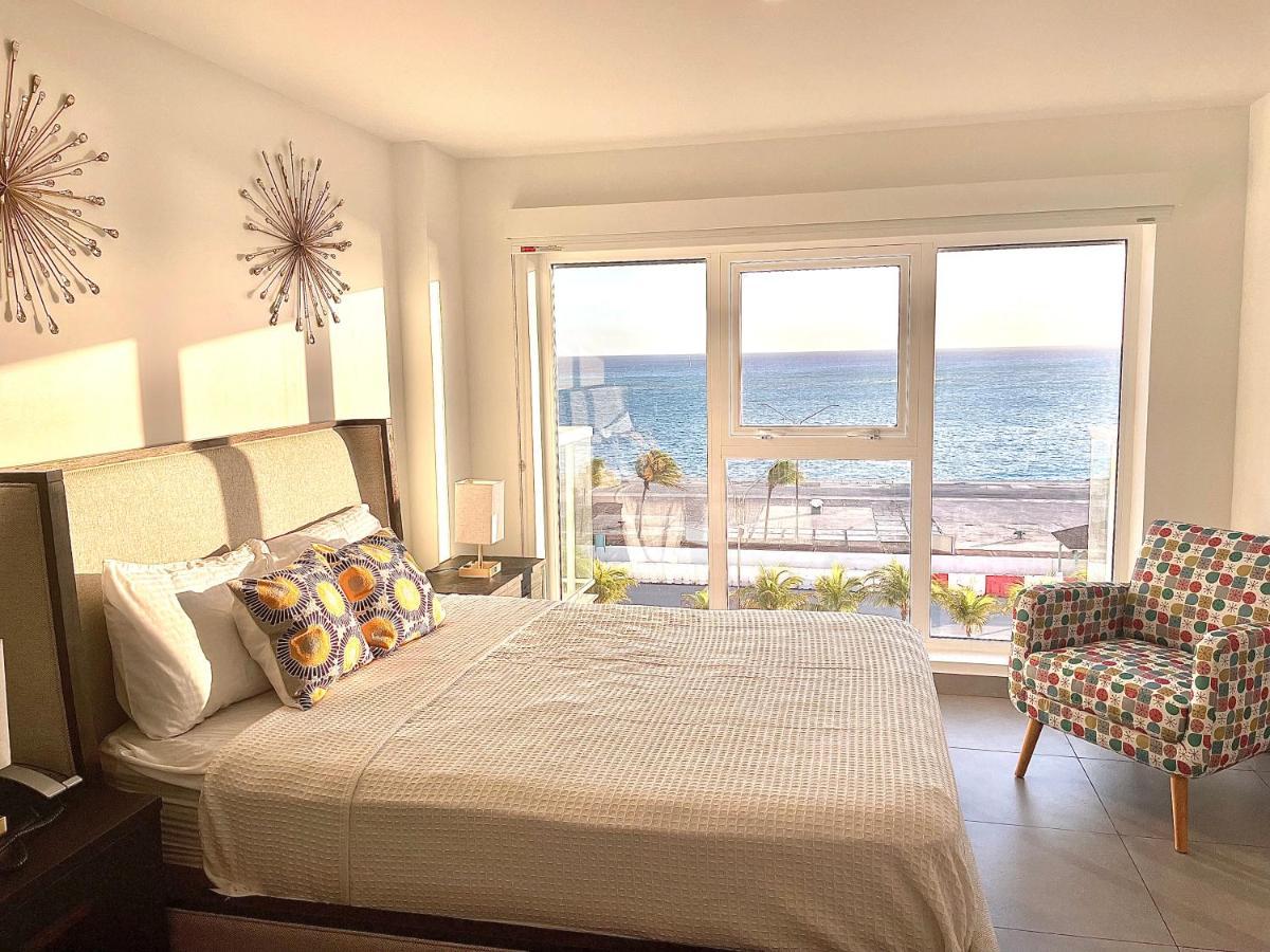 Ocean View Condo Overlooking The Caribbean Sea オラニエスタッド エクステリア 写真